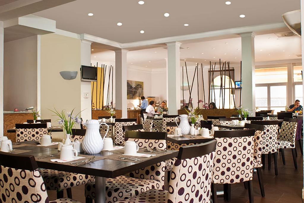 Krystal Urban Monterrey San Jeronimo Hotel Buitenkant foto